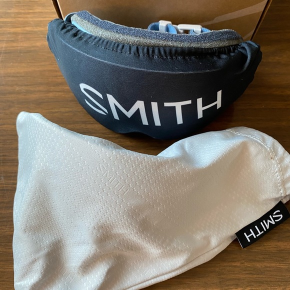 NWT and Box Smith I/O Mag S ChromaPop Goggles in Glacier - Picture 3 of 8